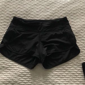 lulu lemon black speed shorts